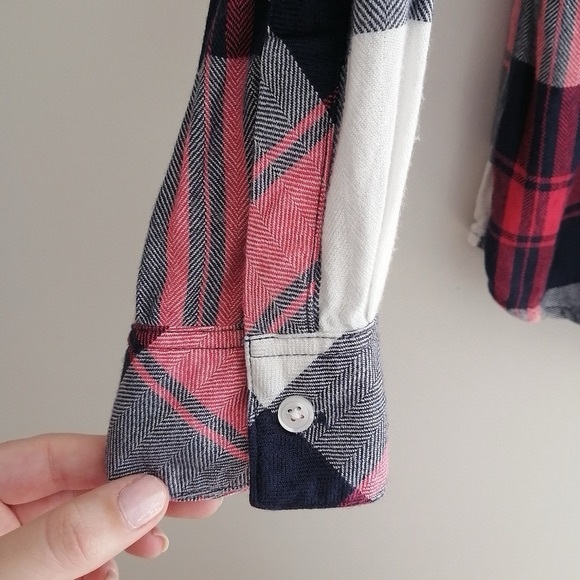 Rails Hunter Plaid Button Up in White, Indigo, Blush Small - Picture 7 of 14